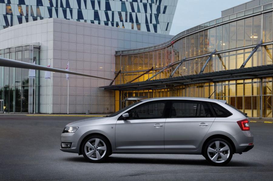  Skoda Rapid Spaceback 2014 года  (фото 19 из 22)